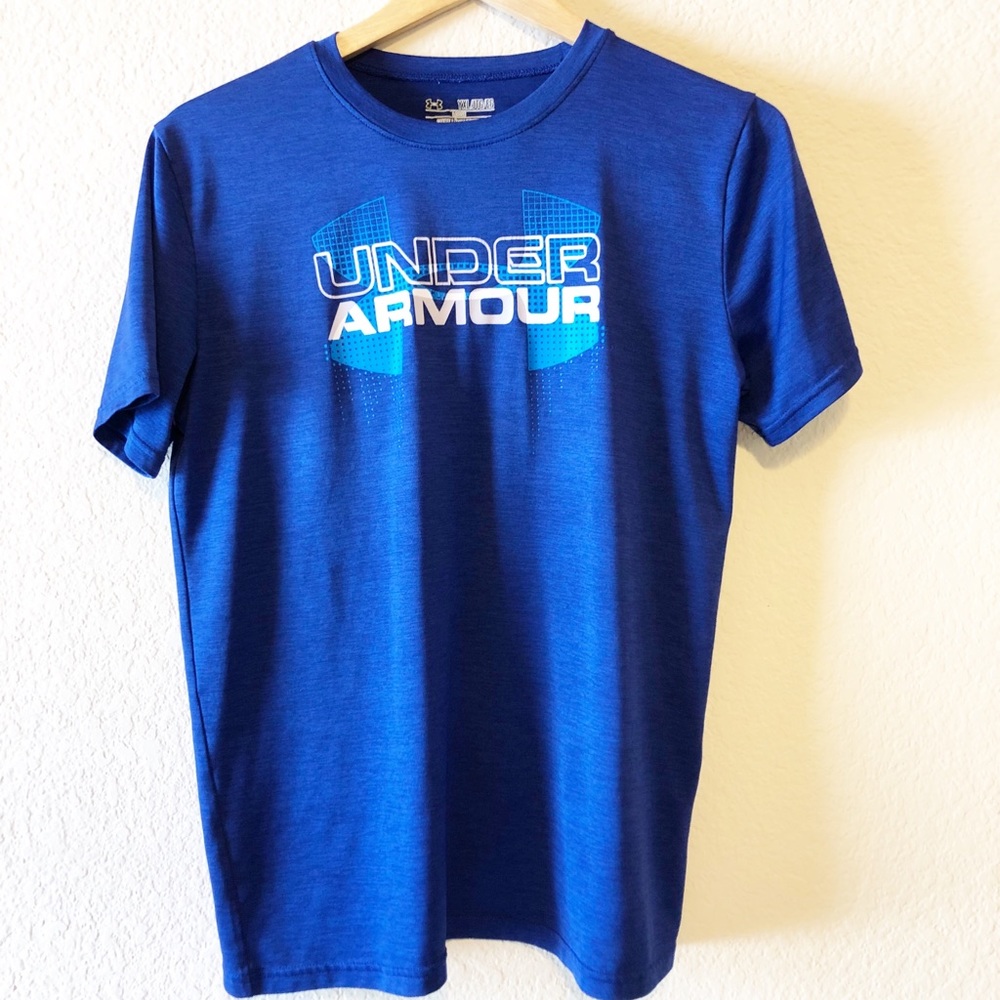Under Armour YXL loose T-shirt